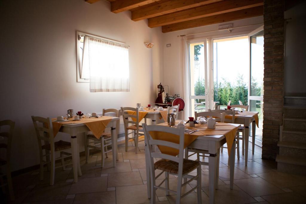 Ladino Room & Breakfastフェラーラ エクステリア 写真